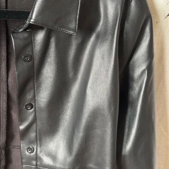 Gracia black leather shirt jacket - Picture 2 of 4